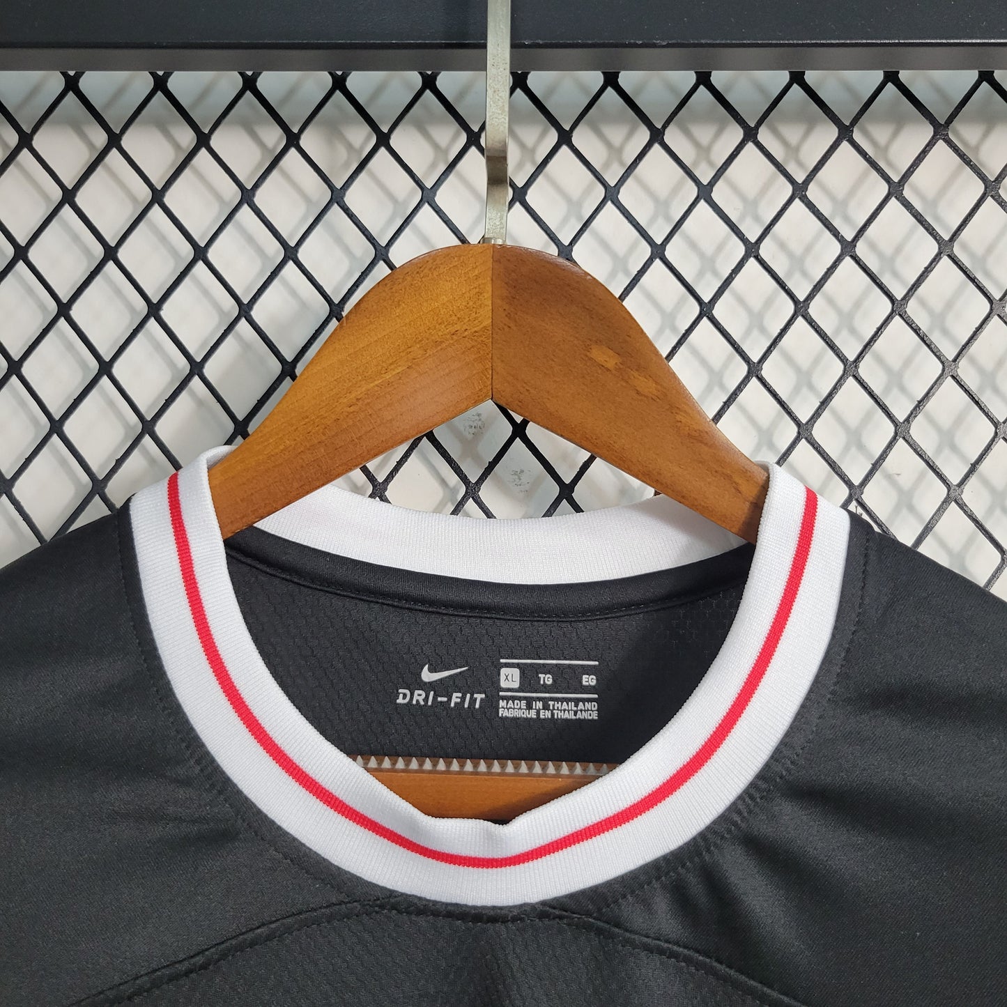 Camisa Frankfurt Home 23/24 - Nike Torcedor Masculina