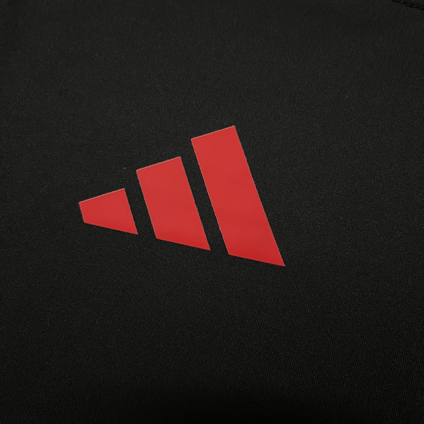 Camisa Internacional Treino 25/26 - Adidas - Lançamento